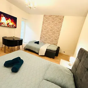 Monthiers Appartement Paris